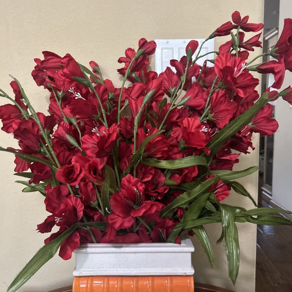 12 Gladiolus Artificial Faux Flowers Fake Red short Stems Gently Used